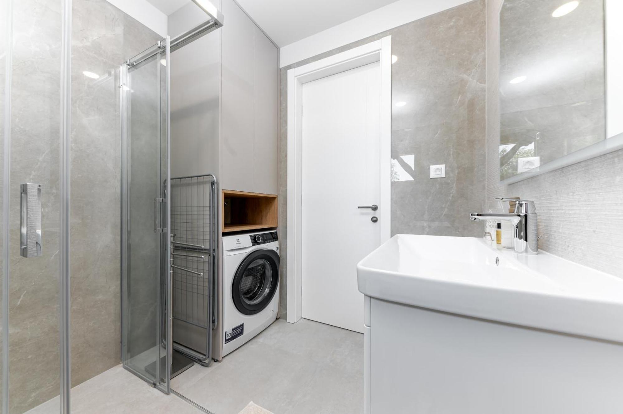 Luxury Adria Sea City & Mountain View Apartment Makarska Buitenkant foto